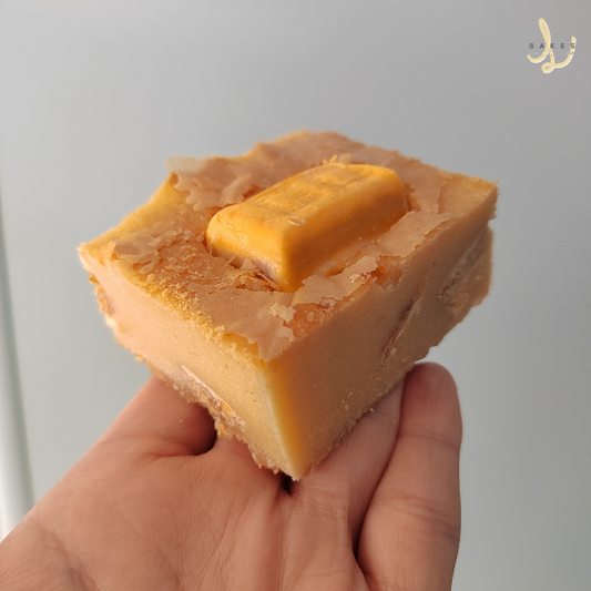 Gold bar blondies